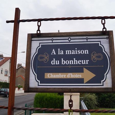 A La Maison Du Bonheur Audruicq Exterior photo